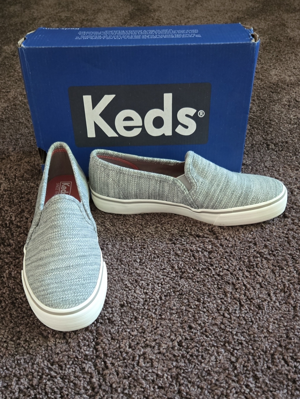 NEW Keds Gray Slip On Dream Foam Sneakers 8 M